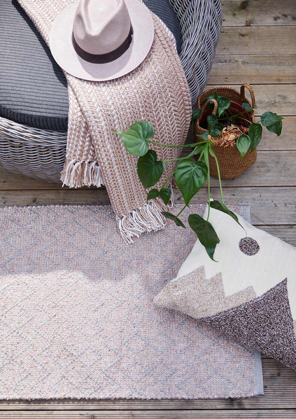 BOUCLÉ indoor/outdoor Teppich